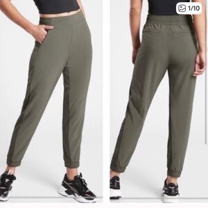 Athleta Brooklyn Jogger Pants Women SZ 2 Gray green Textured Stretch Pockets